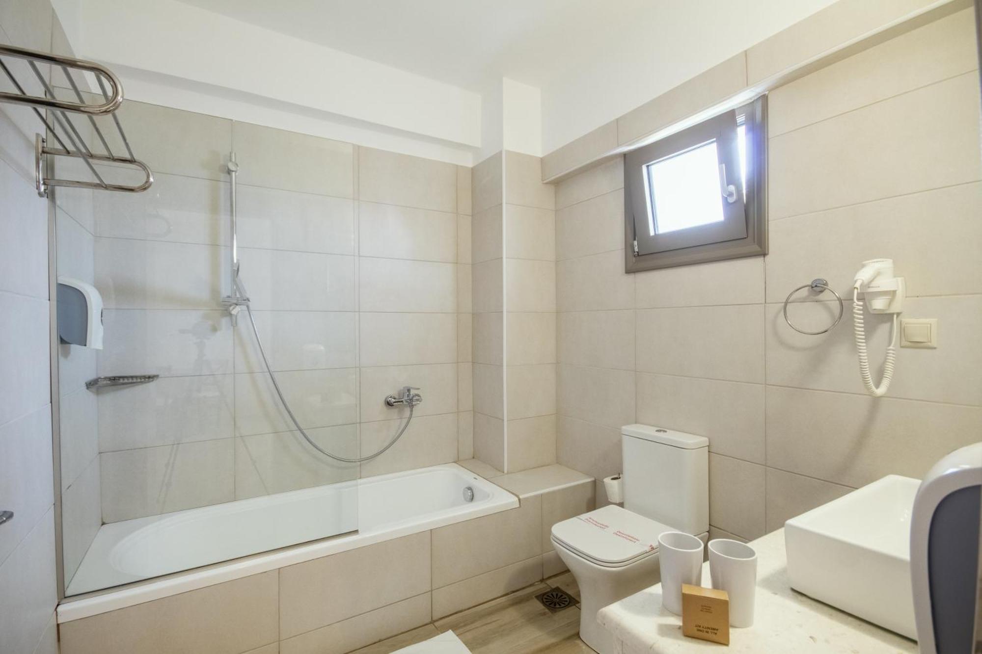 Robolla Beach Aparthotel Roda  Cameră foto